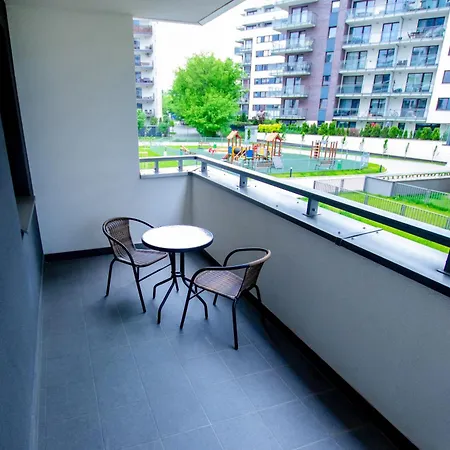 High Standard Studio. City Center. Free Parking. *