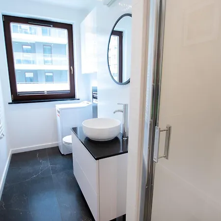 High Standard Studio. City Center. Free Parking. Warsaw